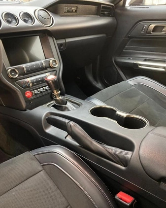 Ford Mustang cena 245000 przebieg: 64000, rok produkcji 2016 z Żabno małe 232